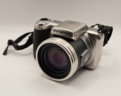 Olympus SP-800UZ Digitalkamera, silber, 14 Megapixel, guter Zustand