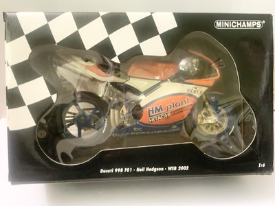 1/6 Bike Ducati 998 F01 Neil Hodgson Team HM Plant WSB 2002