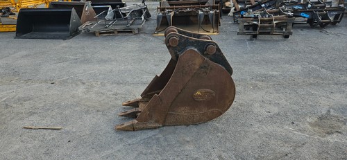 2ft Digging Bucket w/ 65mm Pins - Used - Price £550.00 + VAT @ 20% - C532 - Picture 7 of 8