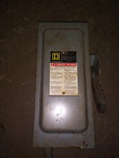 Square D Heavy Duty Safety Switch 30 AMP 240 Vac/- 250 Vdc