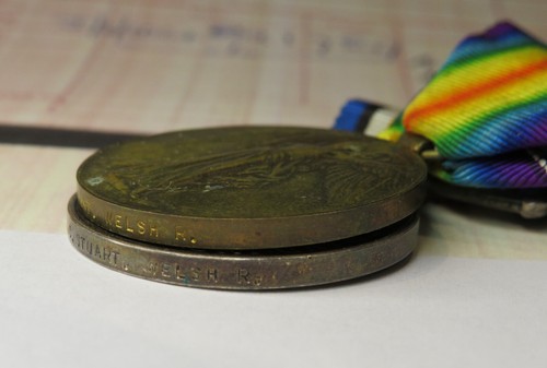 WWI British Army Medal Pair War / Victory to STUART, Welsh Regiment & Badges - Picture 5 of 11