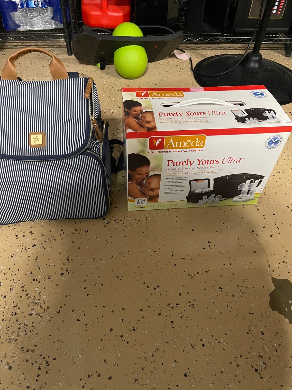 Amera Purely Yours Ultra Breast Pump plus extra diaper bag