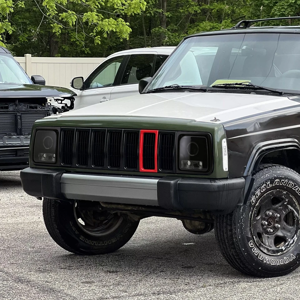 Black Smoke Projector Headlights For 1997-2001 Jeep Cherokee LED Strip Lamps L+R - Image 2 of 4