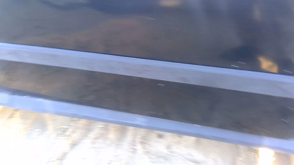 Geo Tracker Driver 1996 moldura delantera izquierda de puerta OEM moldura negra Foto 4 de 4