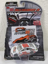 Dale Earnhardt Jr 88 Appreci88ion Tour 2017 Wave 88 1:64 Nascar Authentics