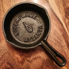 Mini sartén publicitaria de hierro fundido, "SUPERFLAME ATLANTA"