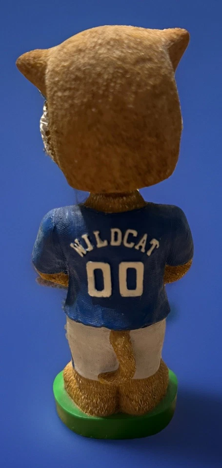 Rare KENTUCKY WILDCATS SCRATCH Football Pepsi One SGA Mascot Bobblehead(no box)  - Image 2 of 4