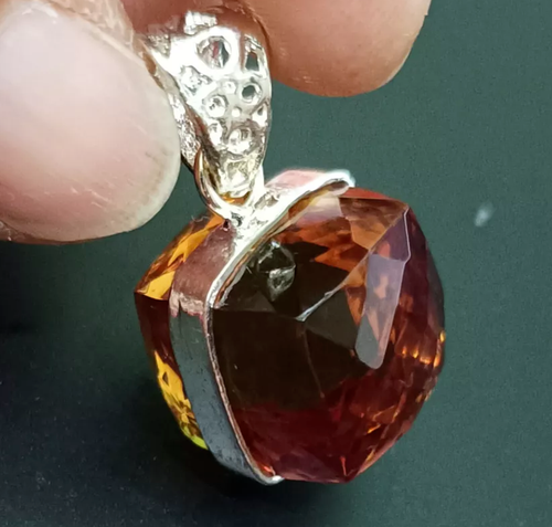 Certified 52.65 Ct Cube Natural Zultanite 925 Silver Pendant Loose Gemstone A+ - Picture 8 of 8