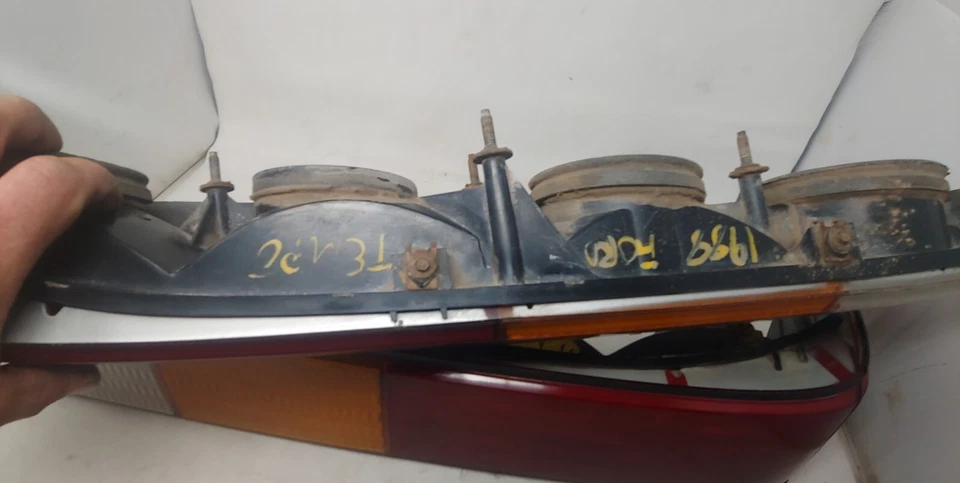88 89 90 91 FORD TEMPO DERECHA IZQUIERDA IZQUIERDA IZQUIERDA LH PAR 2 LUCES TRASERAS OEM 1988-1991 Foto 3 de 4