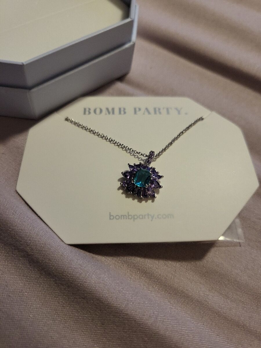 BOMB PARTY Original NECKLACE RBP3985 SPARKLING DAISY