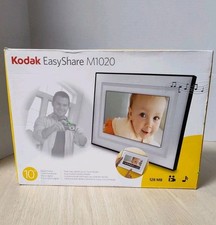 Kodak EasyShare M1020, 10 inch Quick-Touch Border Digital Picture Frame