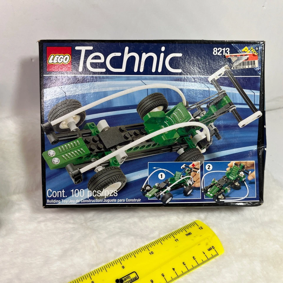 Vtg. LEGO Technic Cyber Slam Blast Chopper, Spy Runner #8213,8202. Lot Of 2 Seal - Image 2 of 4