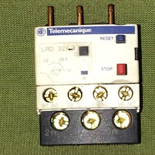 Telemecanique LRD32 Overload Relay Switch
