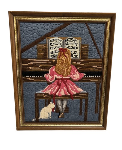 MÄDCHEN AM KLAVIER KATZE LANGSTICH NADELSPITZE BILD gerahmt fertig KANDAMAR 1981