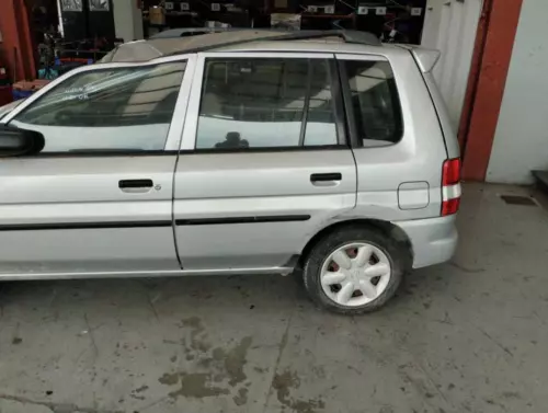Kotflügel Vorne Rechts für MAZDA DEMIO (DW) 1.4 Exclusive 1999 3715307 - Bild 9 von 10