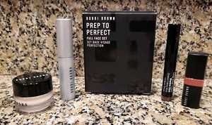 Bobbi Brown Prep à parfait plein visage ensemble Mascara, base, rouge à lèvres, bâton d'ombre