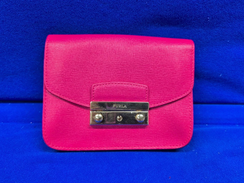 FURLA Hot Pink Fusia Crossbody / Shoulder Purse Gold Chain Leather Pristine VGC - Image 2 of 4