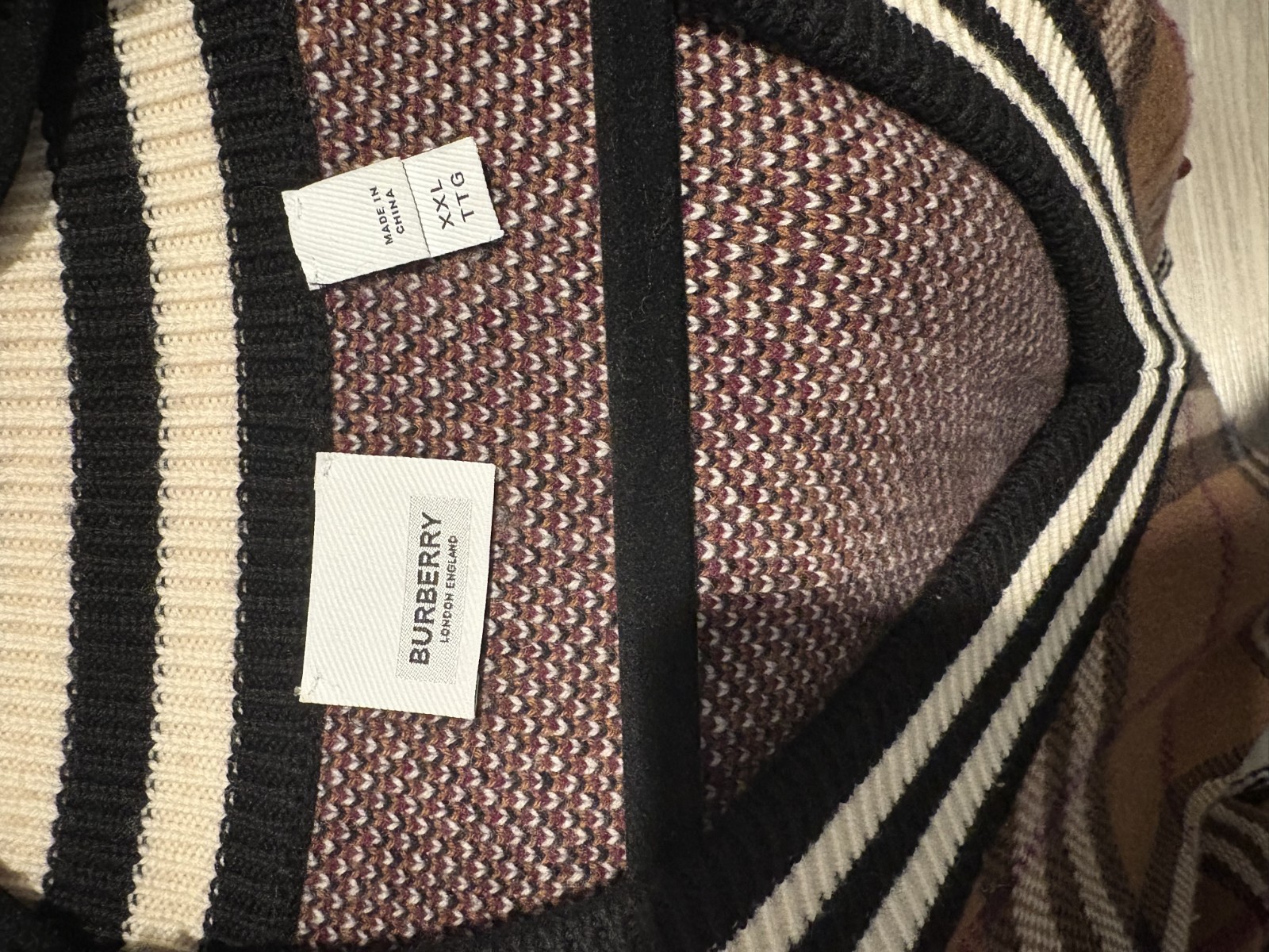 Burberry Classic Pattern Sweater - image 5