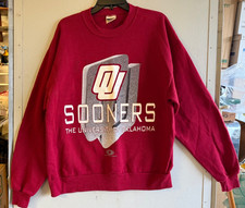 UNIVERSITY OF OKLAHOMA SOONERS RED SWEATSHIRT