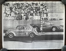 VINTAGE 1970S EMPI INCH PINCHER VW BUG DRAG RACING POSTER CORVETTE VS VOLKSWAGEN
