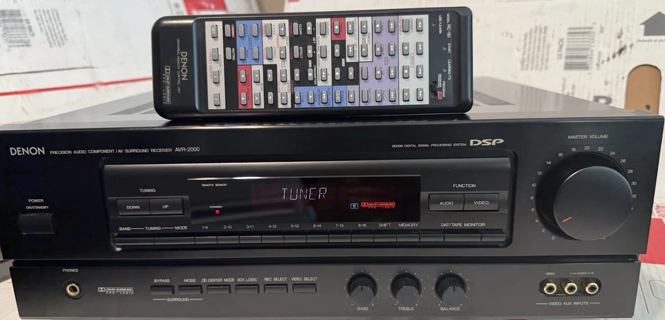 VINTAGE DENON AVR-2000 AV RECEIVER  CD, PHONO, TAPE, w/ CONTROL  MADE IN JAPAN!! - Image 4 of 4