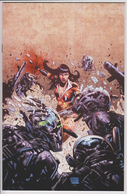 Vampirella The Dark Powers #1 Paul Davidson Virgin 1:25 Variant
