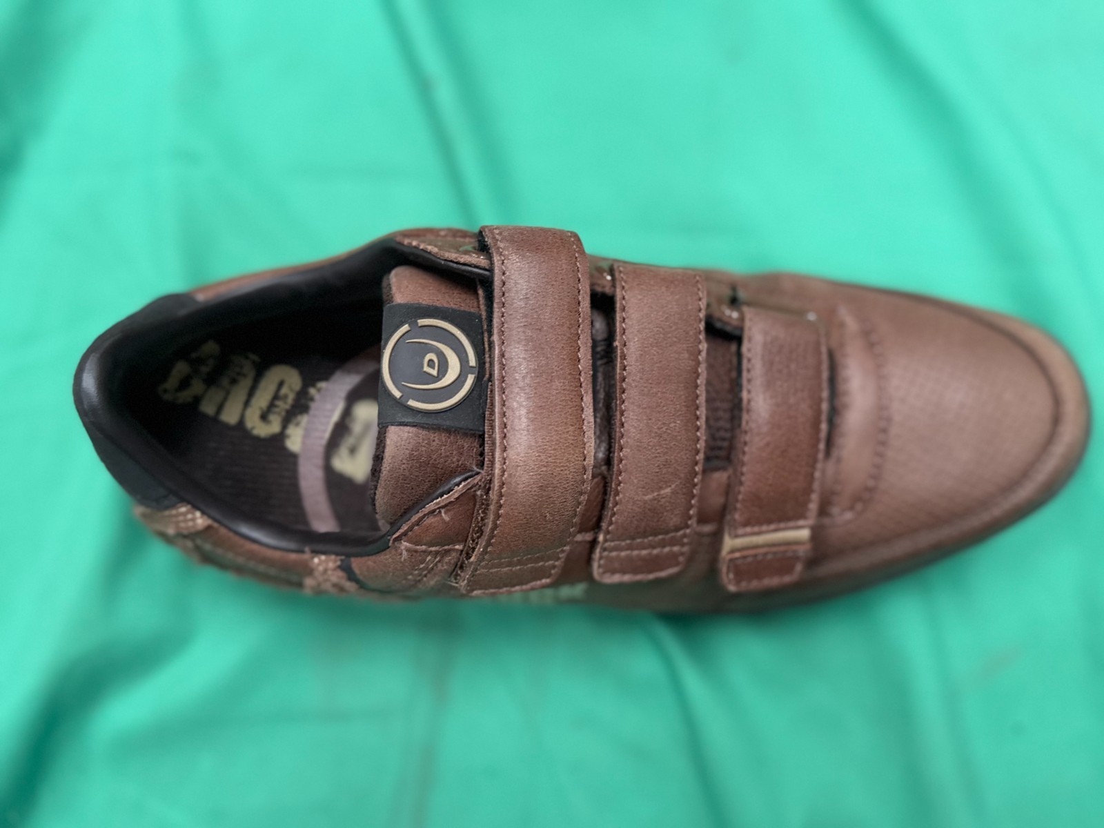 Duck and Cover Rowe Vintage 3V Trainers UK 7 Brown Casual Hook and Loop Shoes image 10