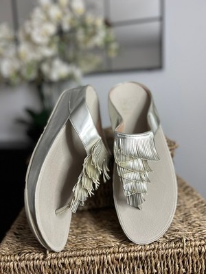 Fitflop Sandalen Cha Cha Fransen silber Zehensteg Slipper Sommerschuhe UK 7