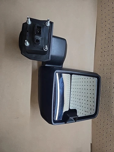 2020-2024 Chevy Silverado GMC Sierra 2500HD 3500HD Black RH Towing Mirror Power