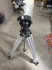 Manfrotto 501 HDV- 3433 Tripod head with Manfrotto Bogen 3046 Legs