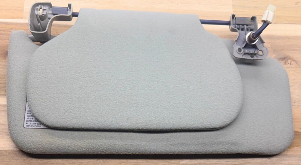 Parasol Nissan Pathfinder Infiniti QX4 1997-2004 gris claro lado del pasajero OEM Foto 2 de 4