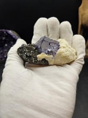 Ulmenholz Fluorit mit Sphalerit und Baryt aus Tennessee USA   2023 Anspruch