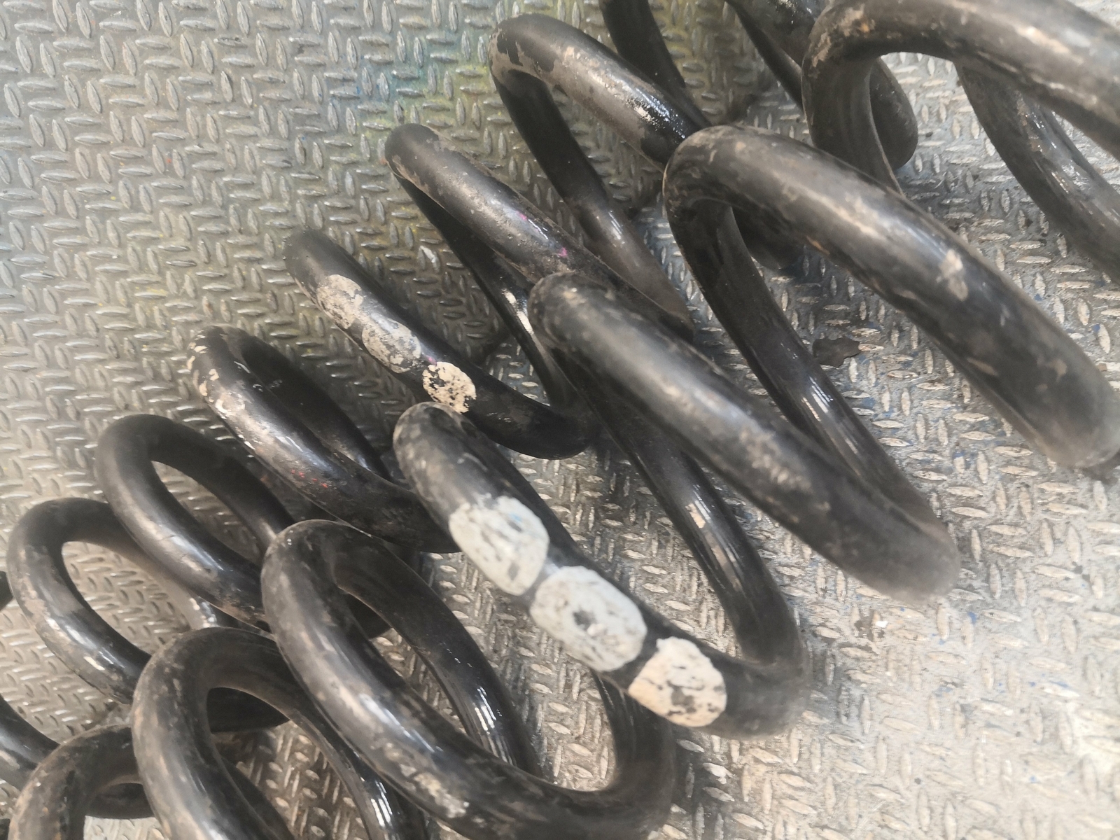 MERCEDES W203 Coil Spring 2x Set REAR Left + Right for C Class W203