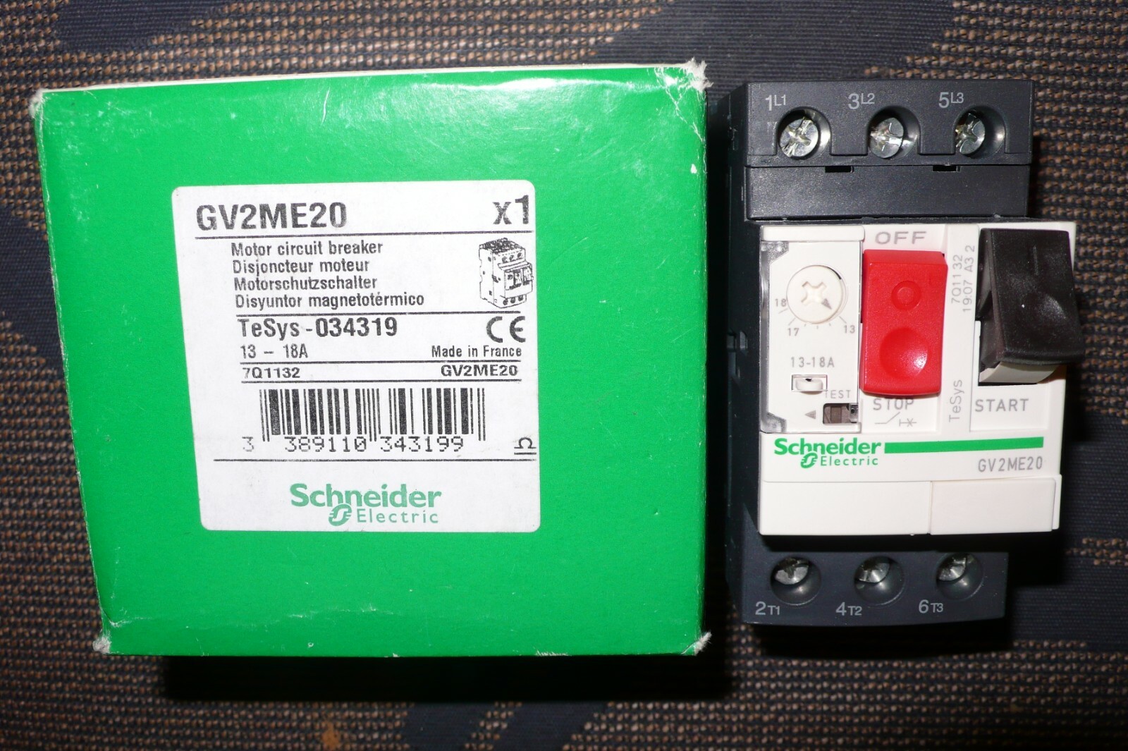 Disjoncteur moteur triphasé Schneider GV2ME20 relais 13-18A