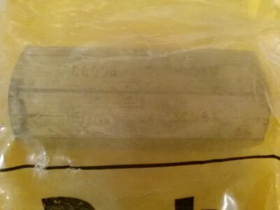 Parker C800B-10AV brass check valve, in sealed original bag, made in USA.