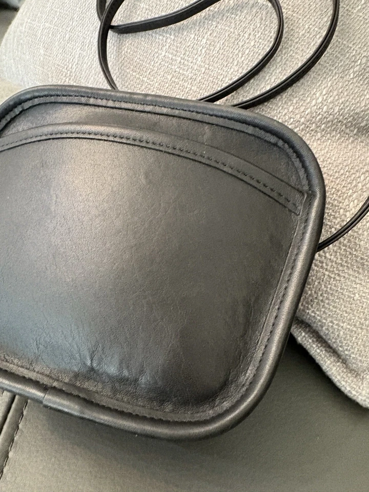 Coach Hadley 9935 Zip Mini Black Leather Crossbody Bag Vintage - Image 2 of 4