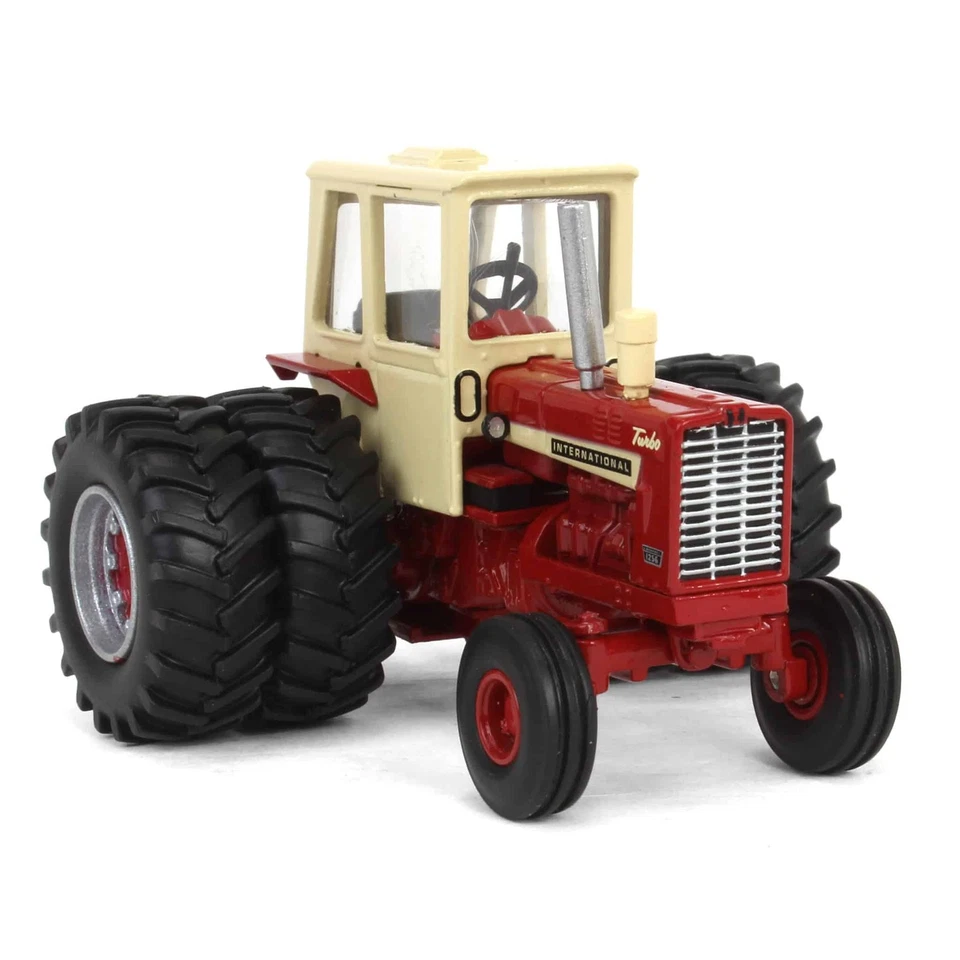 Spec Cast 1/64 IH Farmall 1256 2WD Tractor with Rear Dual Wheels & Cab ZJD1946 - Image 2 of 4