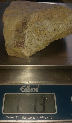 490.447 Grams Rare Naturally Mined Quartz Gold Ore Estimated Gold Inside 1.25%