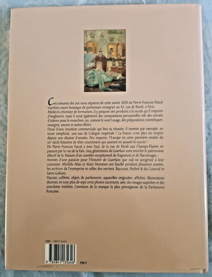 Beau livre parfum GUERLAIN les flacons à parfumer depuis 1828 - Photo 2/4