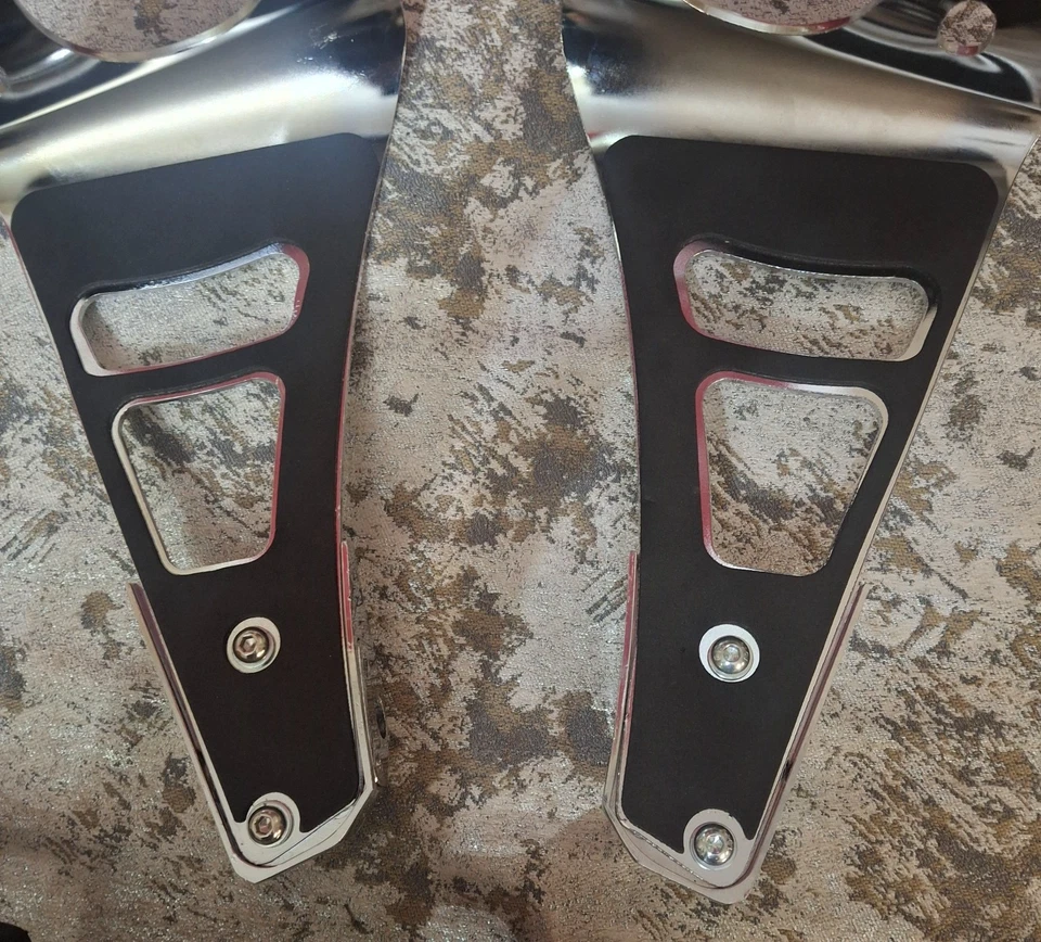 Reposabrazos traseros para pasajeros de motocicleta con portavasos para Harley Davidson Foto 3 de 4