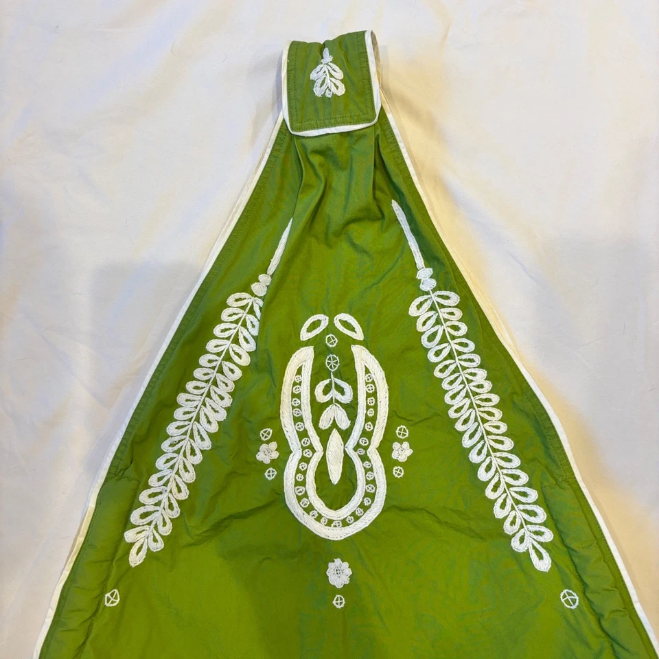 Estilingue Serena and Lily Baby verde bordado boho escandinavo médio - Imagem 3 de 4