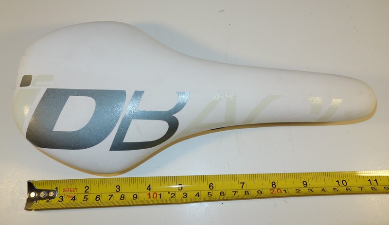 White Diamondback saddle.  Used in very good condition.  288mm by 130mm.