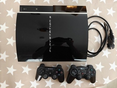 Sony PlayStation 3 (PS3) Fat - CECHH04 - 40GB -  2 Controller
