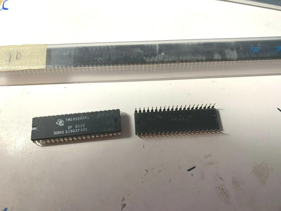 Texas Instrument IC- TMS9980ANL, CPU, DIP-40. - Image 3 of 3