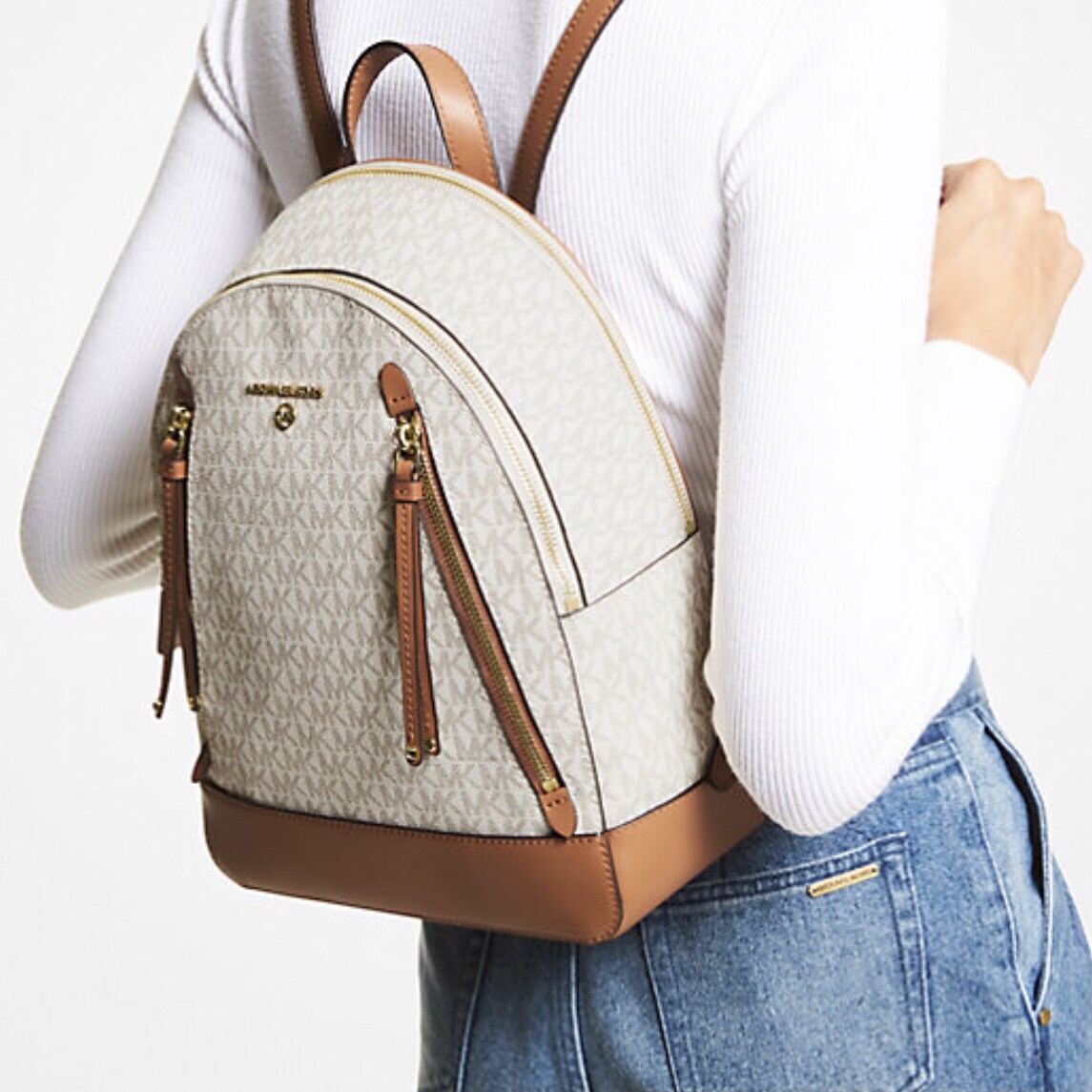 Michael Kors Brooklyn Medium Backpack Vanilla Acorn MK Signature NWT Gift Box Michael Kors Ladies Brooklyn Medium Pebbled Leather Backpack  main image 4
