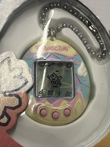 Bandai Tamagotchi The Original Virtual Reality Pet Gen 3 - Picture 2 of 3