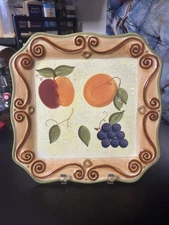 Medici Vintage  plate from Tabletops Unlimited, 11" x 11", good condition