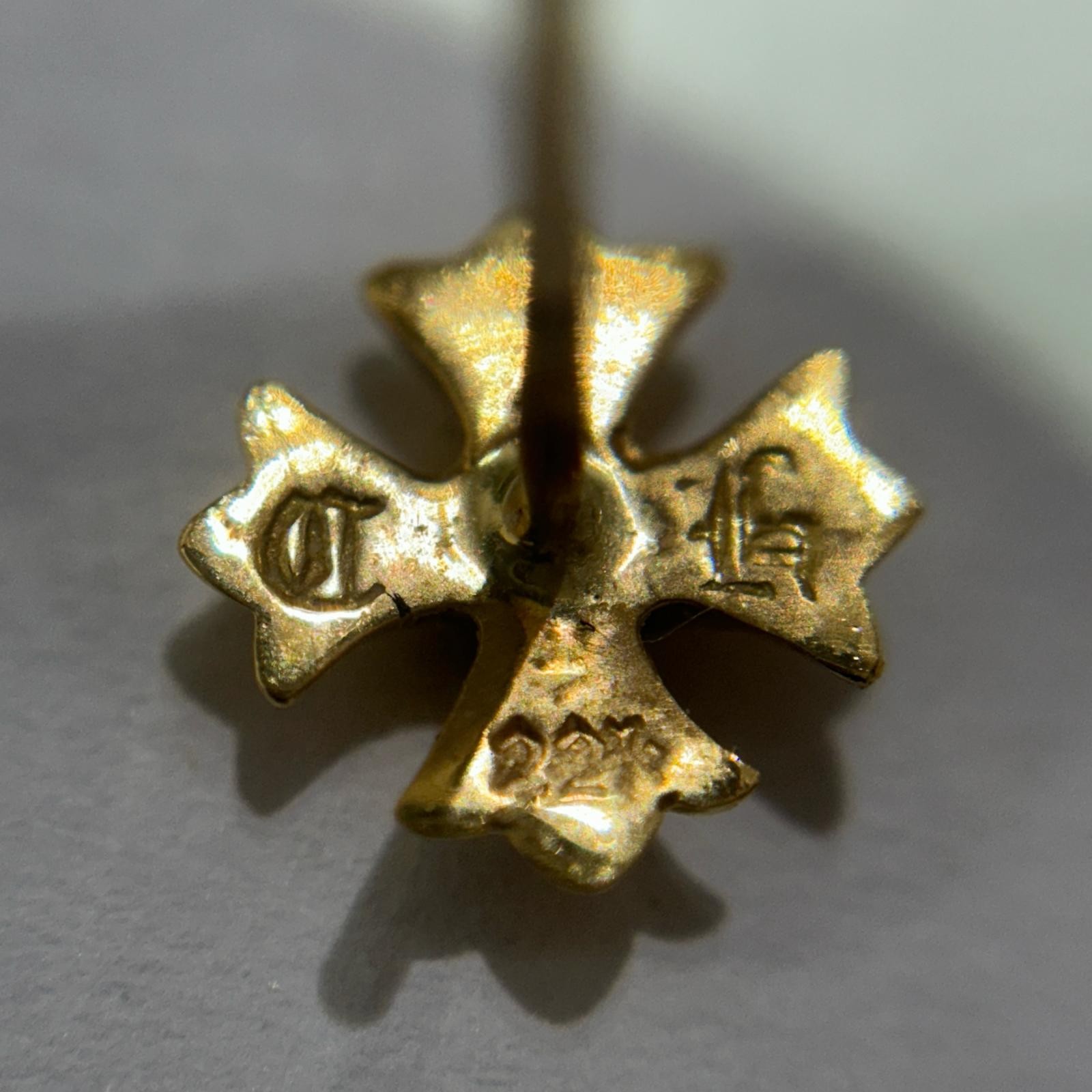 CHROME HEARTS 22K No2 CH PLS 1DIA CH Plus stud earrings with one diamond gol... thumbnail 7