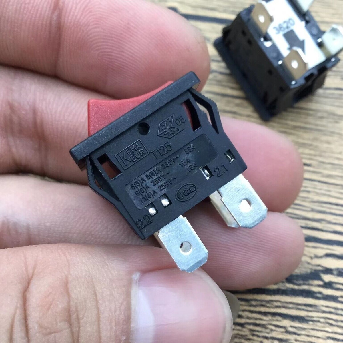 5Pcs/Lot New RCK-21 T105 T125 Switch 4Pin ON-OFF 2 Positions Red
