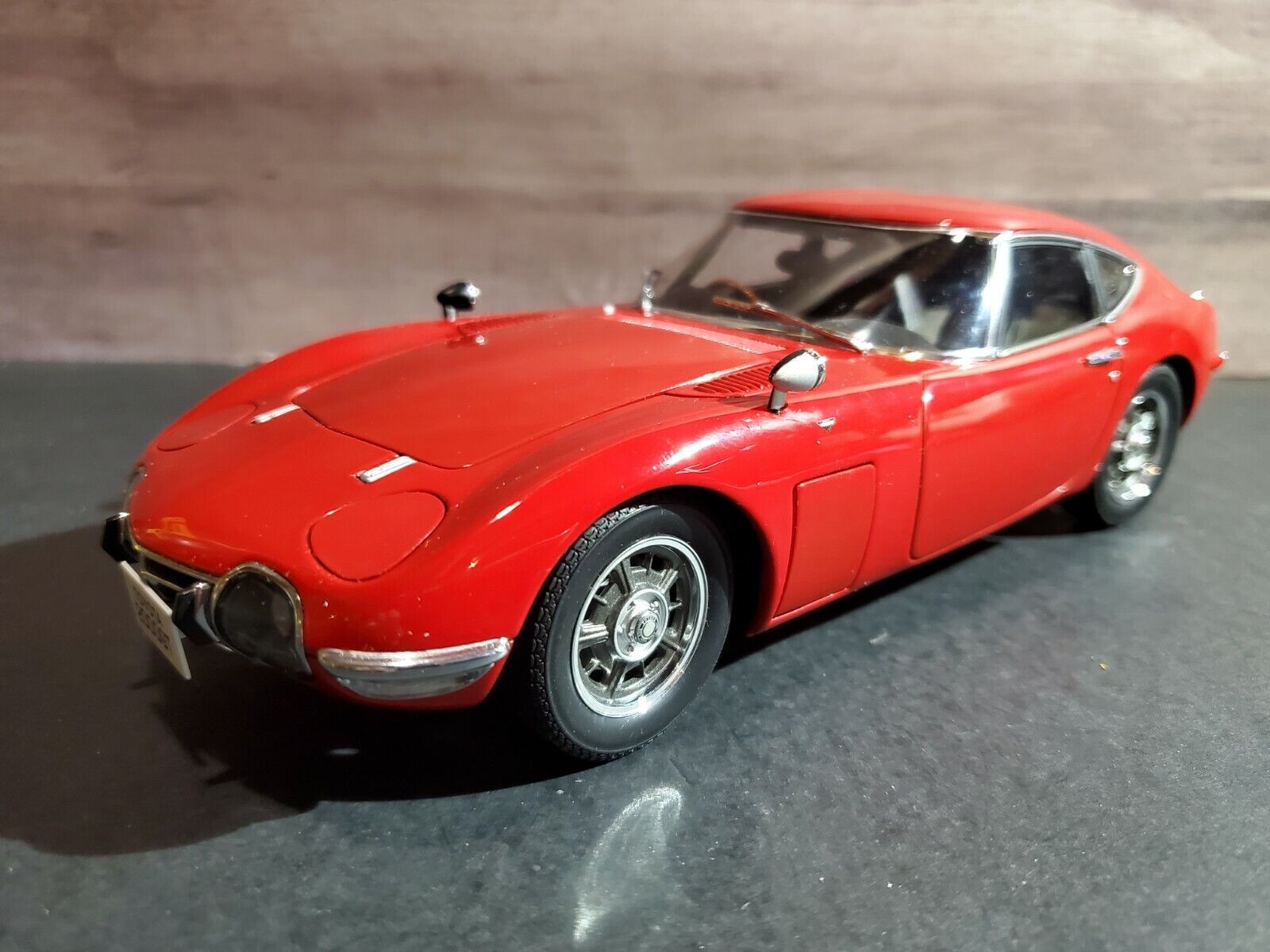 Autoart Toyota 2000 GT 1:18 Scale Diecast Model Car 78751 Red Limited  Edition